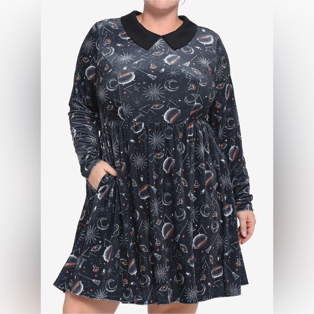 Hot Topic Plus Size Velvet Disney Hocus Pocus Symbols Collar Dress SZ 5X Witchy